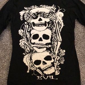 Alternative punk rock skull sweater, black and white